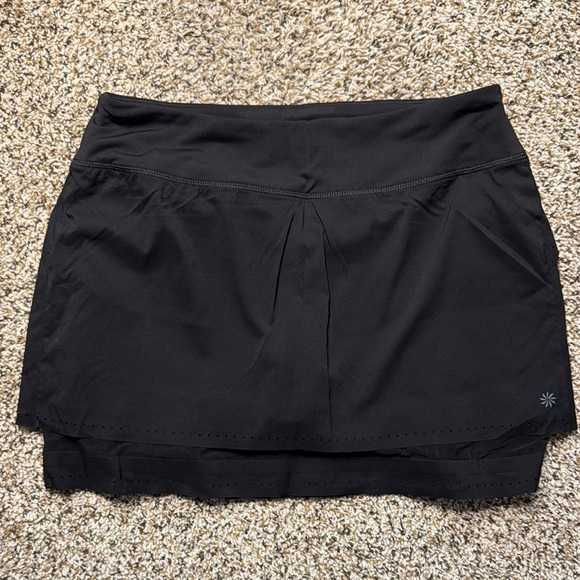Black Athleta Skort Medium EUC - Picture 1 of 6
